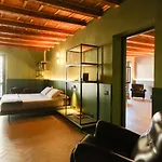 Residenza Buglioni Piazza Erbe Апартаменты *
